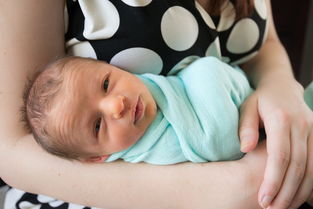 哺乳期乳腺炎发烧还能喂奶吗怎么治通乳? 哺乳期乳腺炎发烧还能喂奶吗怎么治通乳?